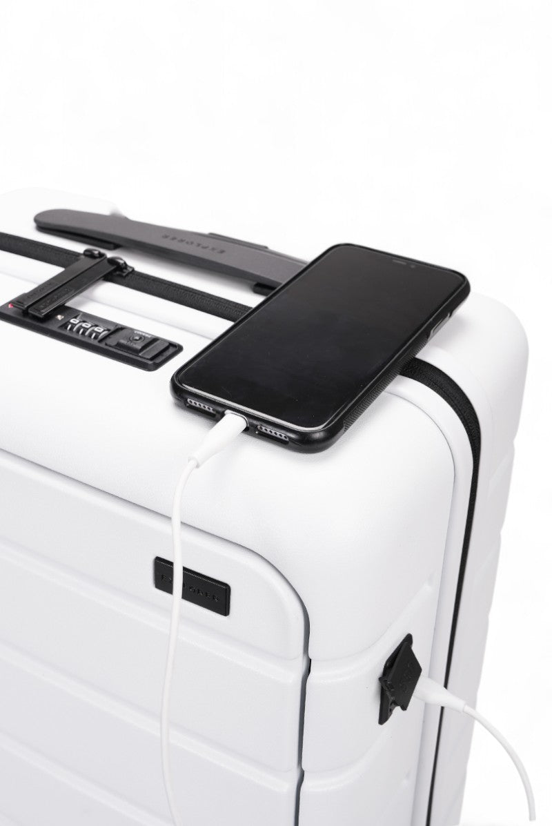 Arlo Pro Front Access Carry-On White