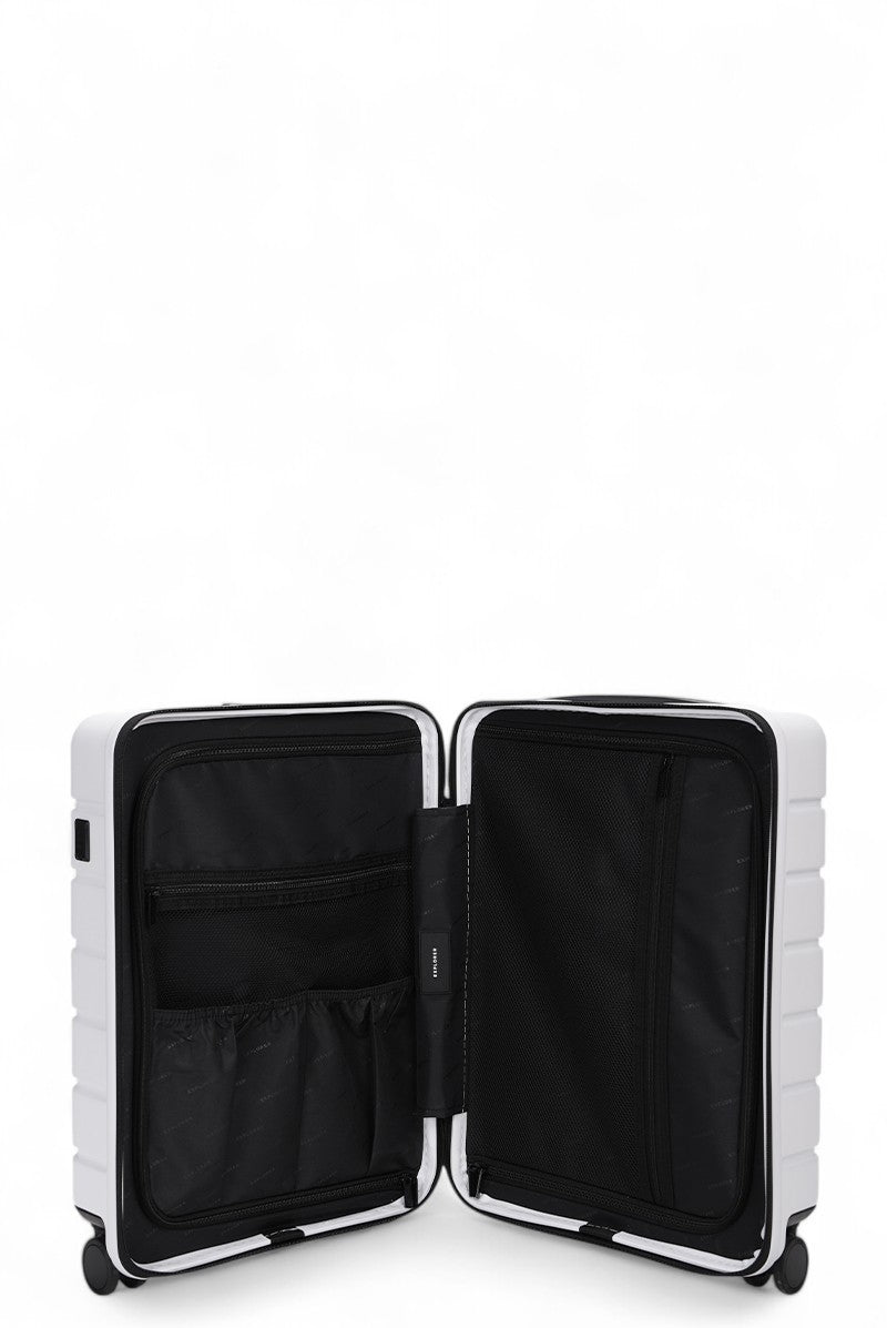 Arlo Pro Front Access Carry-On White