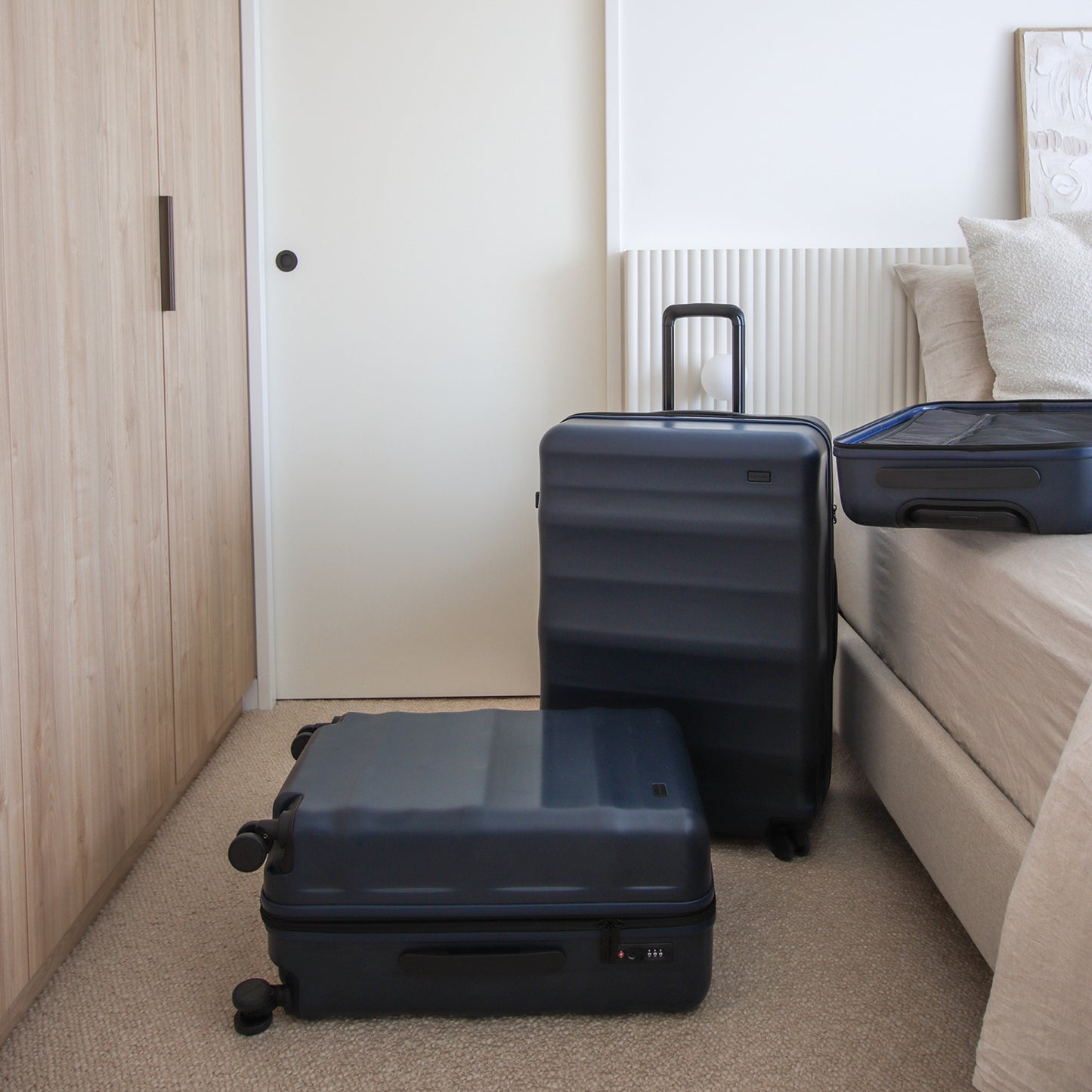 Luna-Air Front Access Carry-On & Large Set Navy
