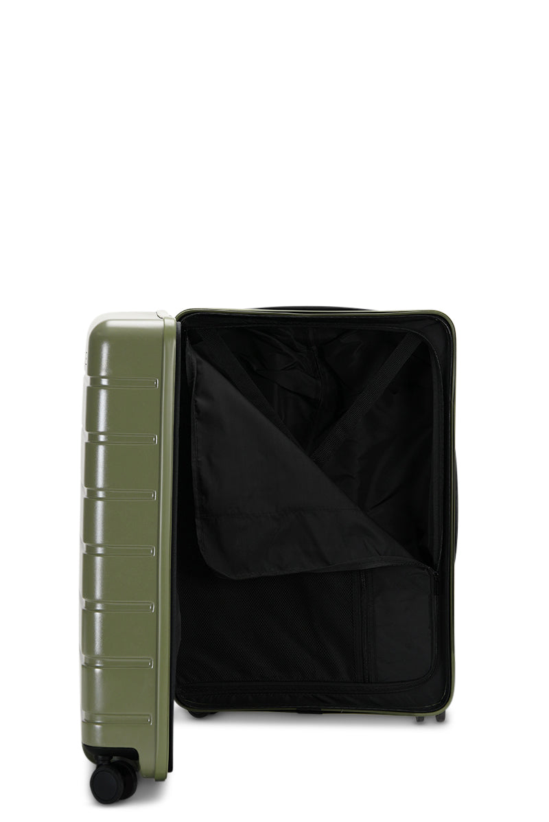 Arlo Pro Carry-On & Medium Set Evergreen