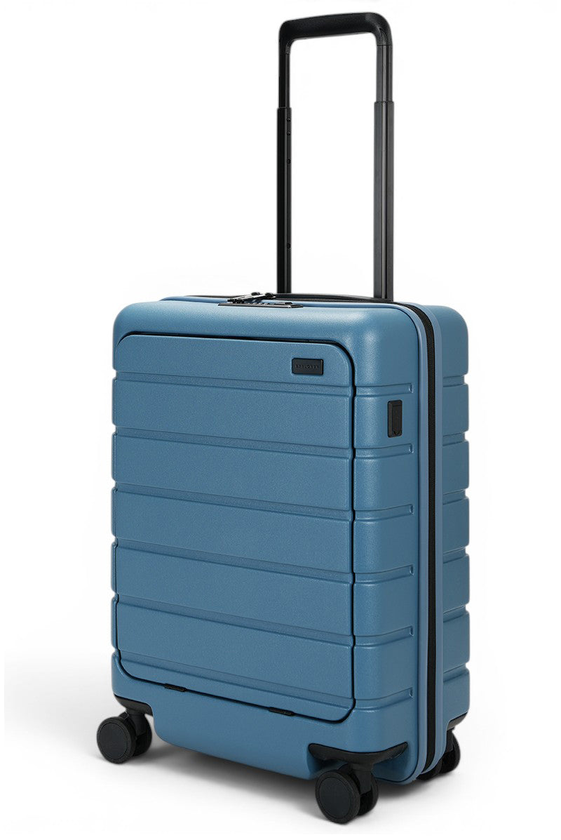 Arlo Pro Front Access Carry-On Arctic Sea