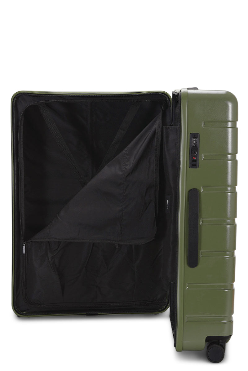 Explorer Arlo Pro Large Checked Suitcase in Evergreen (interior)